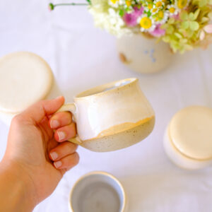 Chubby mug - APRICOT CREAM